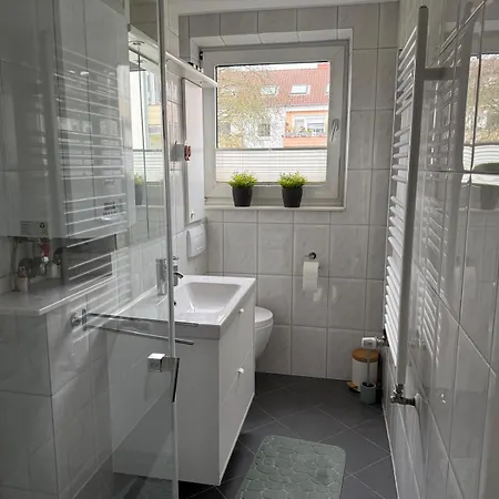 Moderne 3-zimmer-familienoase In Der Wueste 1 Og Osnabrück