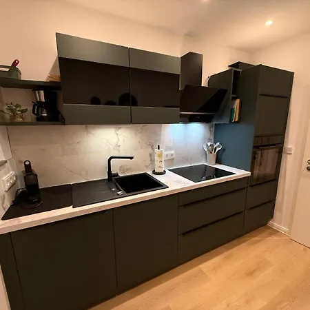 Moderne 3-zimmer-familienoase In Der Wueste 1 Og Apartmán